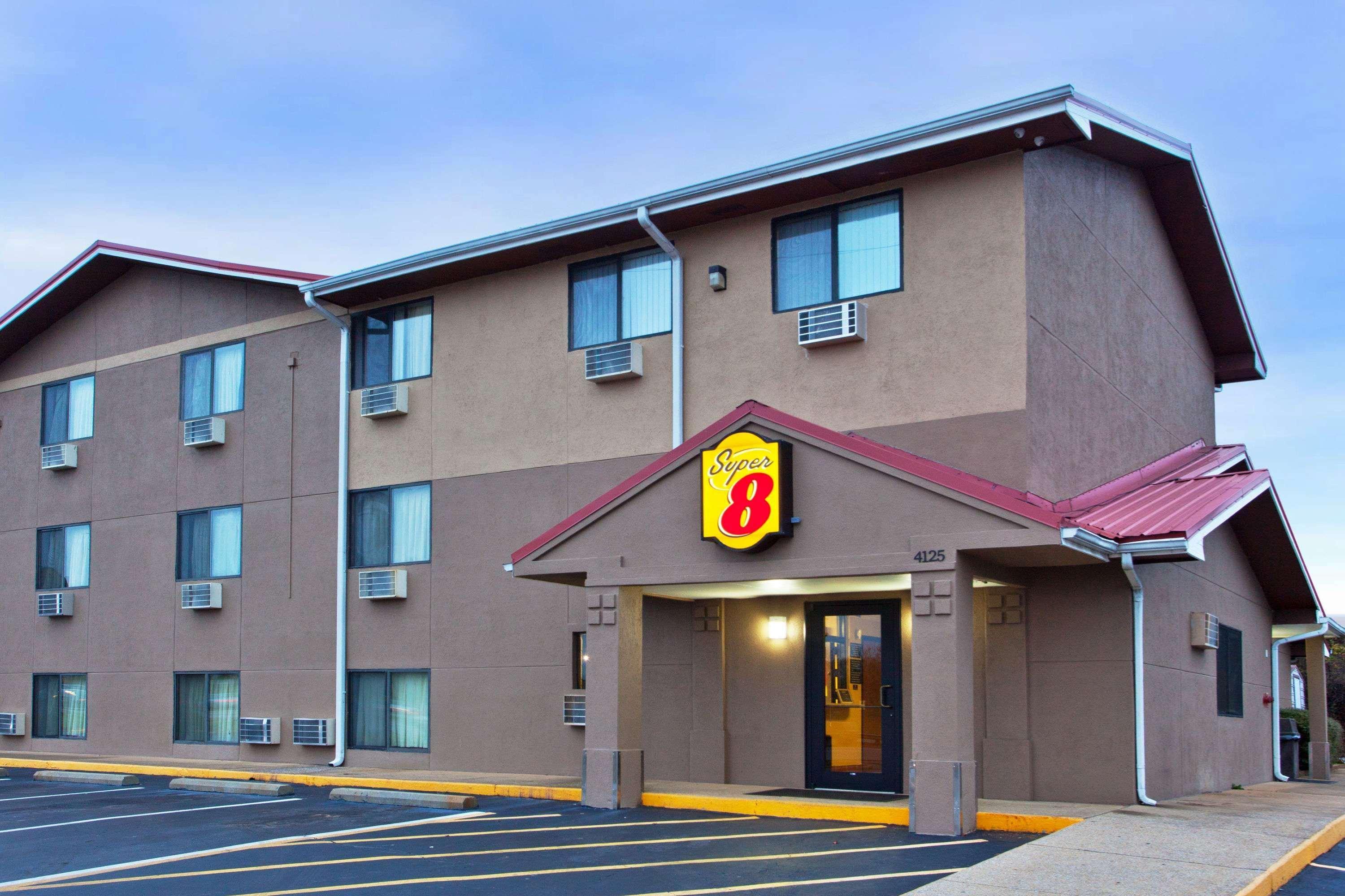 Hotel Super 8 By Wyndham Tuscaloosa Exterior foto
